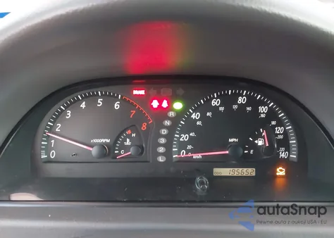 2004 Toyota Camry Le V6 z USA, uszkodzony, nr VIN 4T1BF32K14U074092